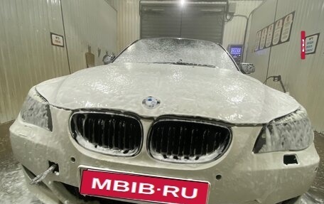BMW 5 серия, 2004 год, 970 000 рублей, 2 фотография
