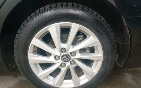 Toyota Camry, 2023 год, 3 470 000 рублей, 4 фотография