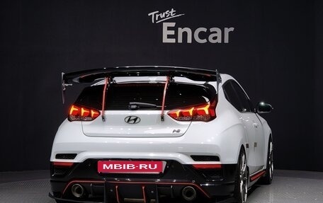 Hyundai Veloster II, 2019 год, 1 370 586 рублей, 4 фотография