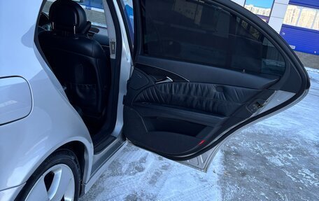 Mercedes-Benz E-Класс, 2004 год, 735 000 рублей, 10 фотография