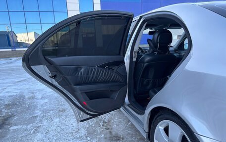 Mercedes-Benz E-Класс, 2004 год, 735 000 рублей, 13 фотография