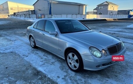 Mercedes-Benz E-Класс, 2004 год, 735 000 рублей, 6 фотография