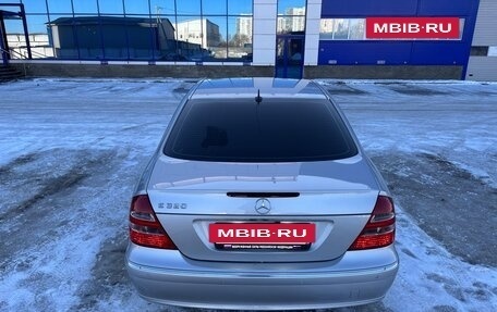 Mercedes-Benz E-Класс, 2004 год, 735 000 рублей, 2 фотография