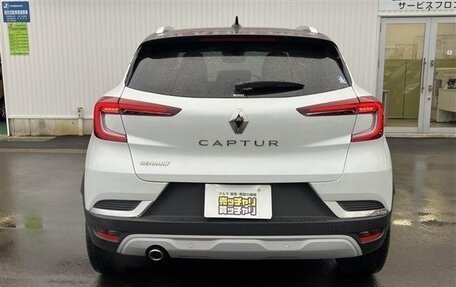 Renault Kaptur I рестайлинг, 2022 год, 1 100 000 рублей, 5 фотография