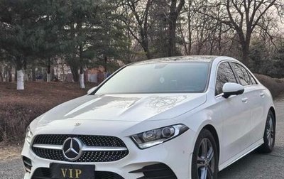 Mercedes-Benz A-Класс, 2021 год, 2 400 000 рублей, 1 фотография