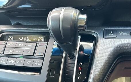 Honda Stepwgn IV, 2018 год, 1 573 027 рублей, 15 фотография