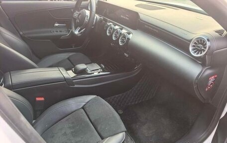 Mercedes-Benz A-Класс, 2021 год, 2 400 000 рублей, 6 фотография