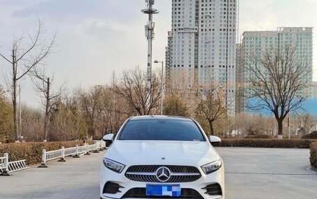 Mercedes-Benz A-Класс, 2021 год, 2 400 000 рублей, 2 фотография