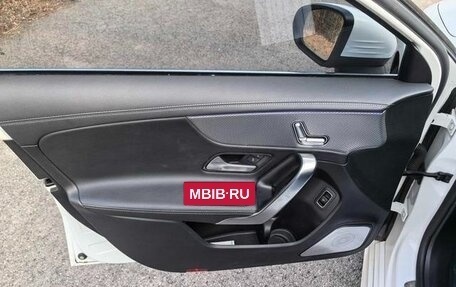 Mercedes-Benz A-Класс, 2021 год, 2 400 000 рублей, 12 фотография