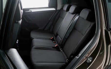 Volkswagen Tiguan II, 2019 год, 2 290 000 рублей, 9 фотография