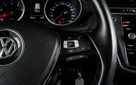 Volkswagen Tiguan II, 2019 год, 2 290 000 рублей, 18 фотография