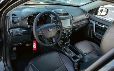 KIA Sorento II рестайлинг, 2015 год, 1 795 000 рублей, 13 фотография