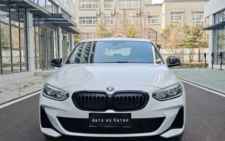 BMW 1 серия, 2022 год, 2 029 586 рублей, 2 фотография