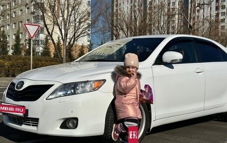 Toyota Camry, 2011 год, 1 100 000 рублей, 4 фотография