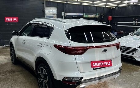 KIA Sportage IV рестайлинг, 2018 год, 2 350 000 рублей, 5 фотография