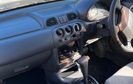 Nissan March II, 2001 год, 170 000 рублей, 6 фотография