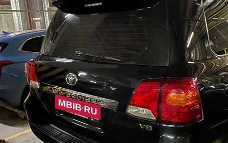 Toyota Land Cruiser 200, 2013 год, 3 750 000 рублей, 2 фотография