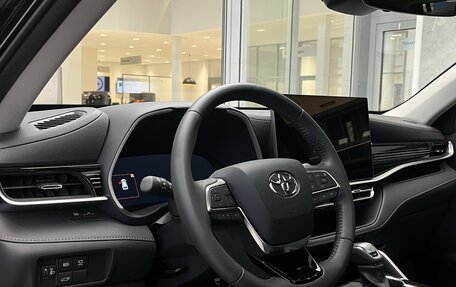 Toyota Highlander, 2025 год, 5 999 000 рублей, 39 фотография