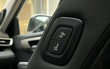 Toyota Highlander, 2025 год, 5 999 000 рублей, 28 фотография