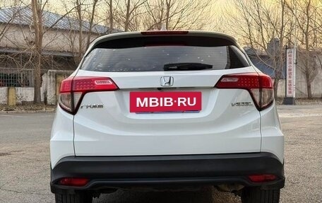 Honda Vezel, 2022 год, 1 650 007 рублей, 5 фотография