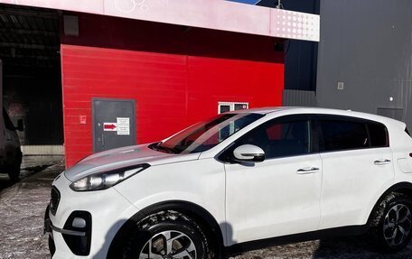 KIA Sportage IV рестайлинг, 2019 год, 1 985 000 рублей, 3 фотография