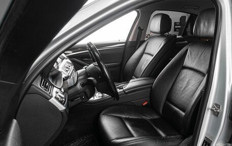 BMW 5 серия, 2011 год, 1 719 000 рублей, 13 фотография