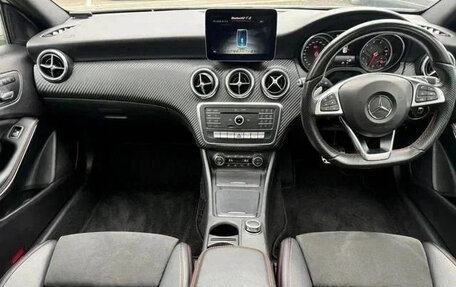 Mercedes-Benz A-Класс, 2017 год, 1 150 007 рублей, 26 фотография