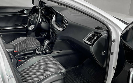 KIA cee'd III, 2022 год, 2 265 000 рублей, 12 фотография