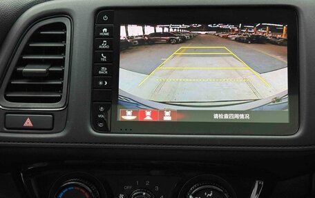 Honda Vezel, 2022 год, 1 340 000 рублей, 10 фотография