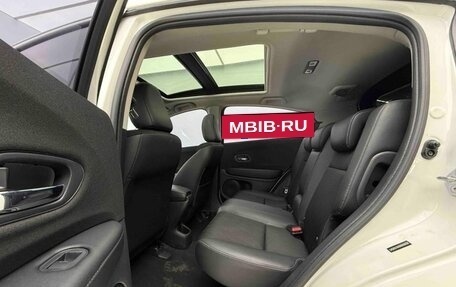 Honda Vezel, 2022 год, 1 340 000 рублей, 18 фотография