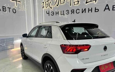 Volkswagen T-Roc I, 2022 год, 1 298 000 рублей, 5 фотография