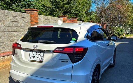 Honda Vezel, 2018 год, 1 800 000 рублей, 4 фотография