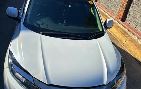 Honda Vezel, 2018 год, 1 800 000 рублей, 6 фотография