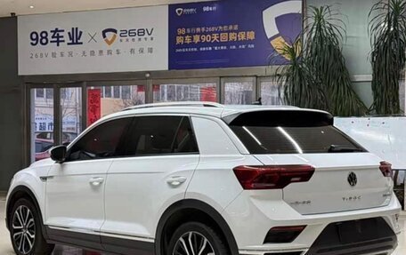 Volkswagen T-Roc I, 2022 год, 1 317 000 рублей, 4 фотография