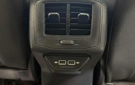 Volkswagen T-Roc I, 2022 год, 1 317 000 рублей, 13 фотография