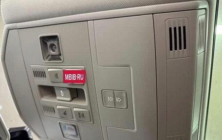 Volkswagen T-Roc I, 2022 год, 1 317 000 рублей, 16 фотография