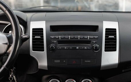 Mitsubishi Outlander III рестайлинг 3, 2007 год, 1 129 000 рублей, 13 фотография