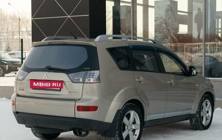 Mitsubishi Outlander III рестайлинг 3, 2007 год, 1 129 000 рублей, 4 фотография