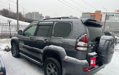 Toyota Land Cruiser Prado 120 рестайлинг, 2007 год, 2 749 000 рублей, 1 фотография