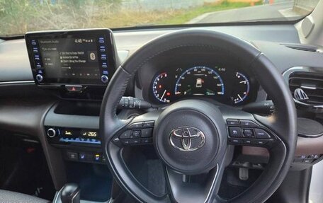 Toyota Yaris Cross, 2021 год, 1 443 000 рублей, 14 фотография