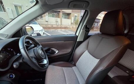 Toyota Yaris Cross, 2021 год, 1 443 000 рублей, 20 фотография