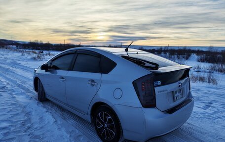 Toyota Prius, 2010 год, 1 000 000 рублей, 4 фотография