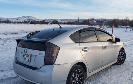 Toyota Prius, 2010 год, 1 000 000 рублей, 11 фотография
