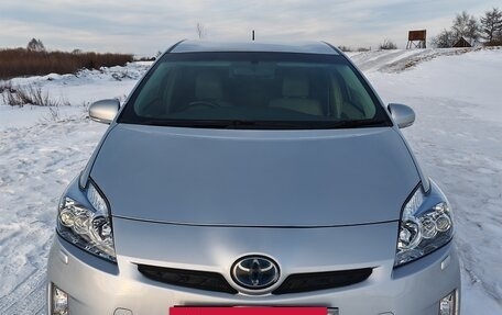 Toyota Prius, 2010 год, 1 000 000 рублей, 9 фотография