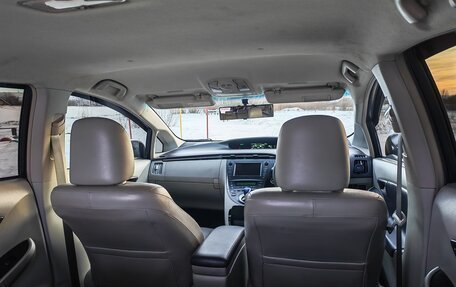 Toyota Prius, 2010 год, 1 000 000 рублей, 25 фотография