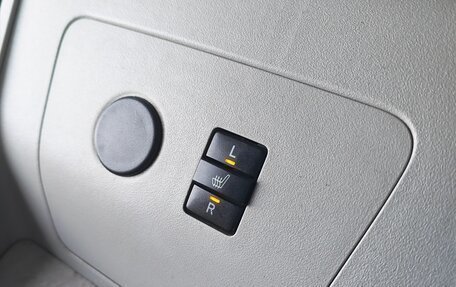 Toyota Prius, 2010 год, 1 000 000 рублей, 28 фотография