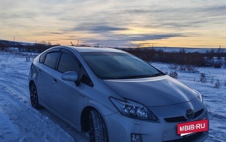 Toyota Prius, 2010 год, 1 000 000 рублей, 20 фотография