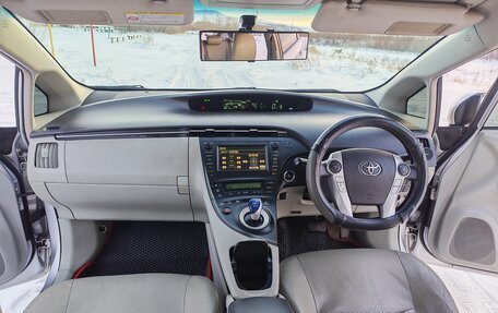 Toyota Prius, 2010 год, 1 000 000 рублей, 35 фотография