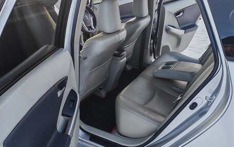 Toyota Prius, 2010 год, 1 000 000 рублей, 37 фотография