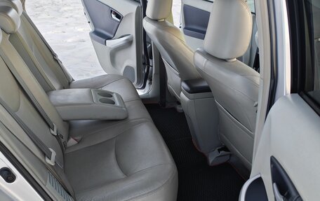 Toyota Prius, 2010 год, 1 000 000 рублей, 38 фотография